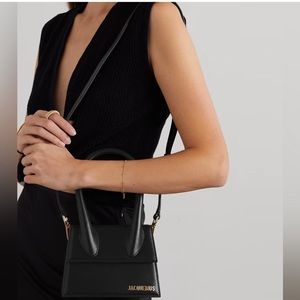 Jacquemus le Chiquito Moyen Bag